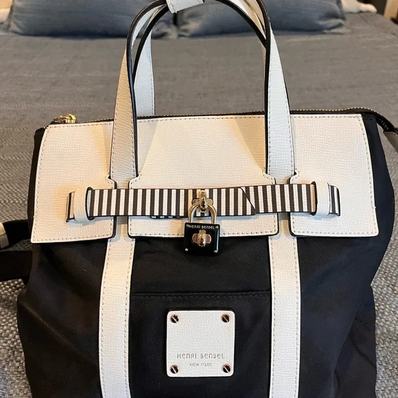 henri bendel | Bags | Henri Bendel Black And White Womens  display picture 2